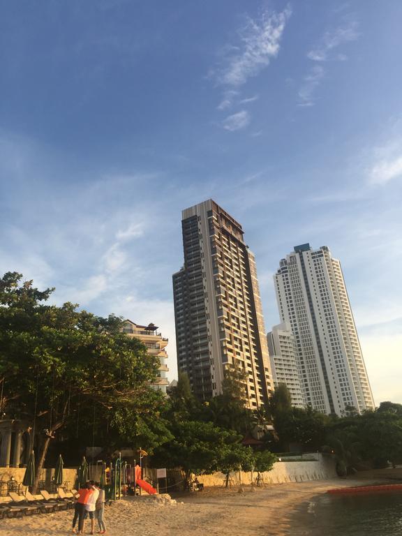 Club Royal Suites Pattaya ภายนอก รูปภาพ