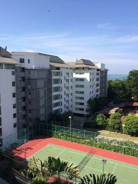 Club Royal Suites Pattaya ภายนอก รูปภาพ