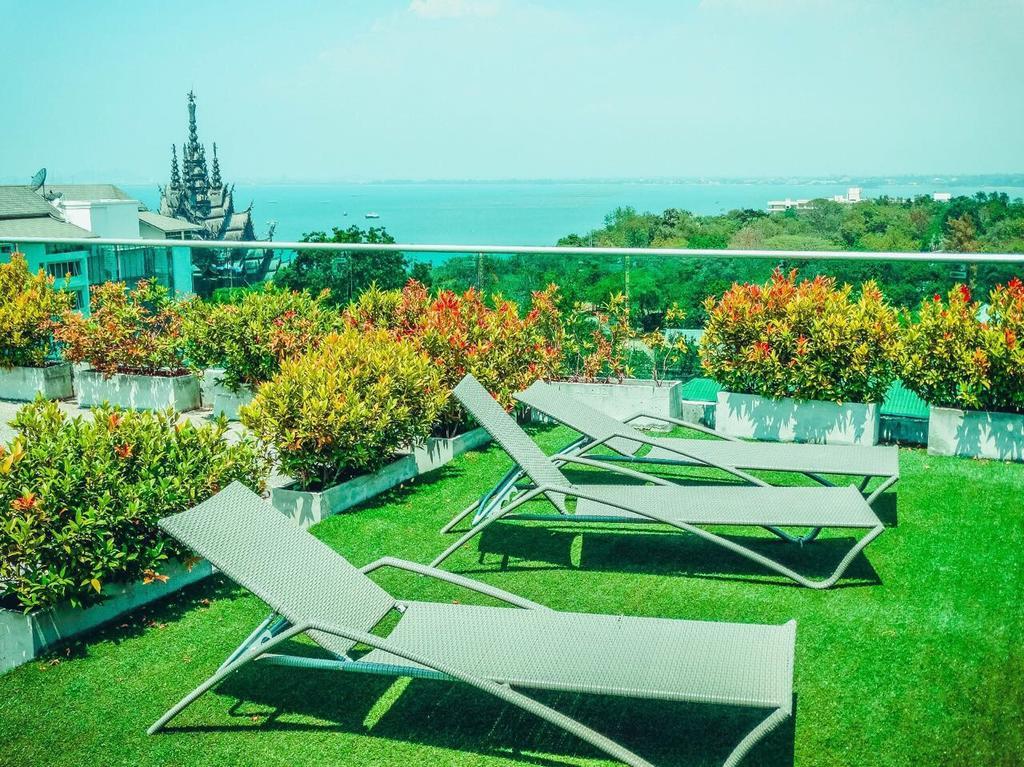 Club Royal Suites Pattaya ภายนอก รูปภาพ